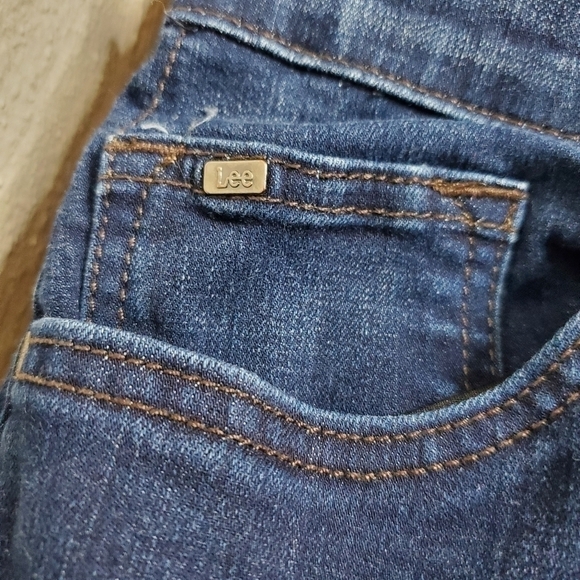 Lee Regular Fit Straight Leg Mid Rise Jeans Size 22W Petite Blue - Picture 6 of 14